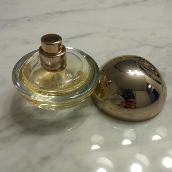 DKNY Golden Be Delicious 30mL Size - Picture 3 of 3